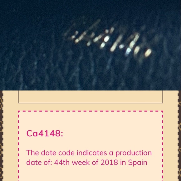 Louis Vuitton Double V Flap Victorine Wallet - Picture 12 of 16